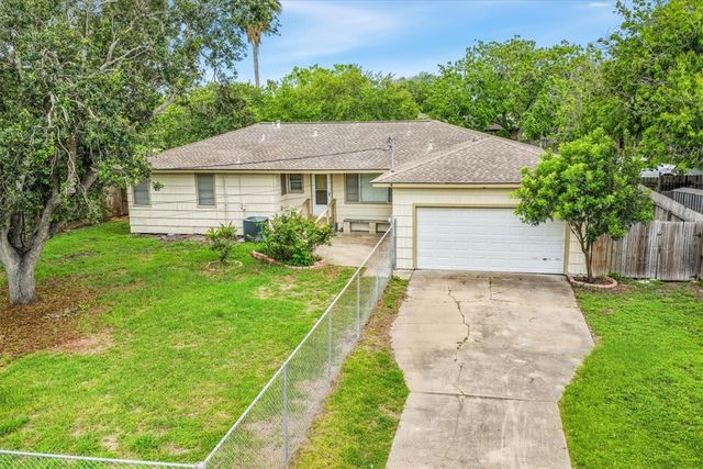 473 University Dr, Corpus Christi, TX 78412