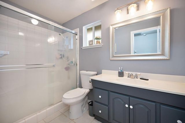 7501 Redhill Way, Browns Valley, CA 95918