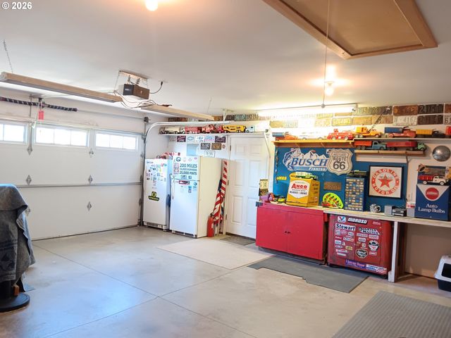 5118 Ne VOYAGE Ave, Lincoln City, OR 97367