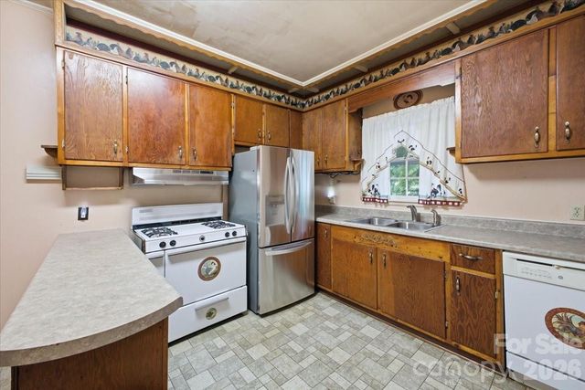 8512, 8516, 8520 Colgate Circle, Charlotte, NC 28214