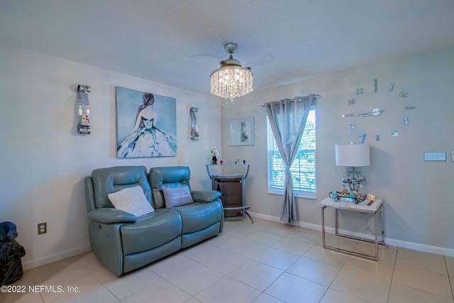 8687 LAKE GEORGE Circle W, Macclenny, FL 32063