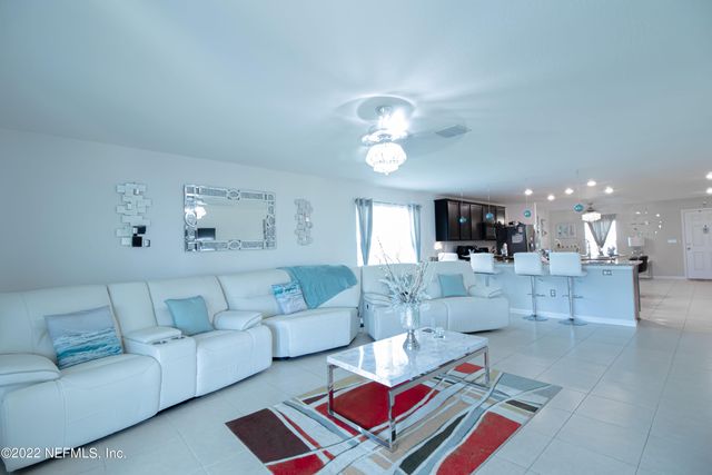 8687 LAKE GEORGE Circle W, Macclenny, FL 32063