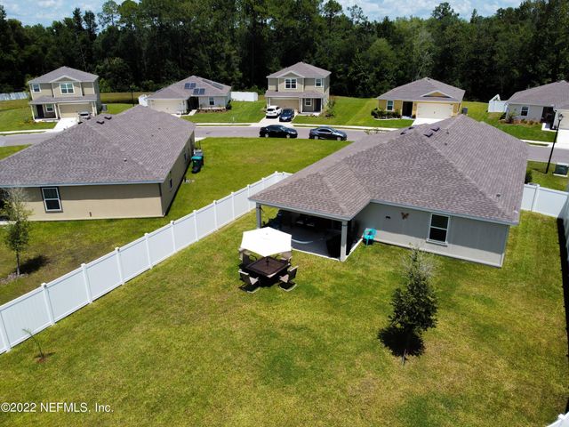 8687 LAKE GEORGE Circle W, Macclenny, FL 32063
