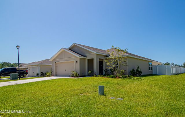8687 LAKE GEORGE Circle W, Macclenny, FL 32063