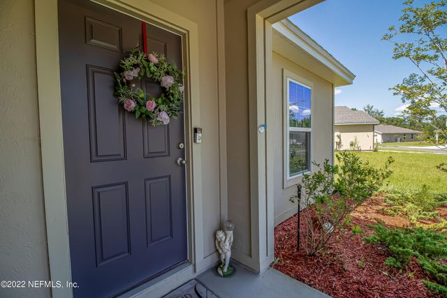 8687 LAKE GEORGE Circle W, Macclenny, FL 32063