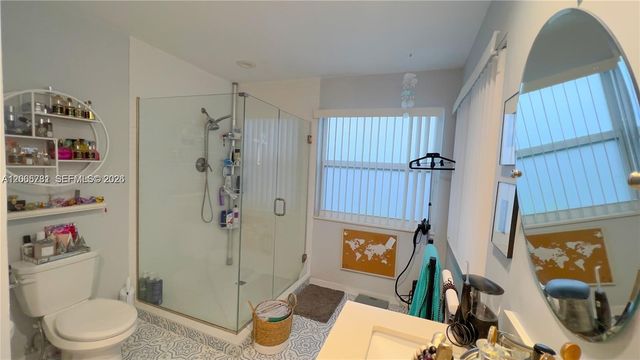 7112 NW 107th Avenue, Tamarac, FL 33321