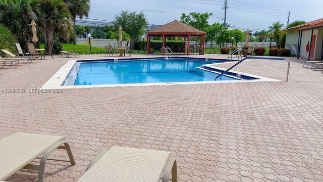 7112 NW 107th Avenue, Tamarac, FL 33321