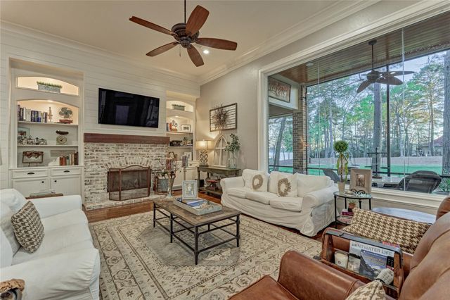 3110 Bentwater Drive, Montgomery, TX 77356