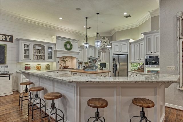 3110 Bentwater Drive, Montgomery, TX 77356