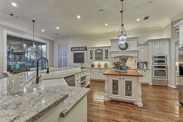 3110 Bentwater Drive, Montgomery, TX 77356