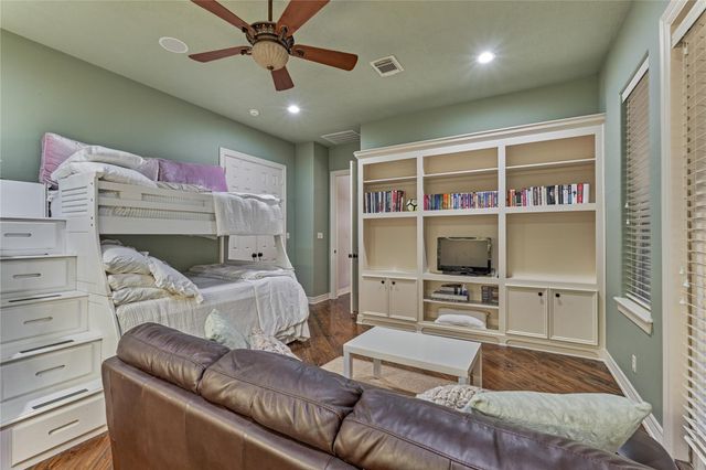 3110 Bentwater Drive, Montgomery, TX 77356