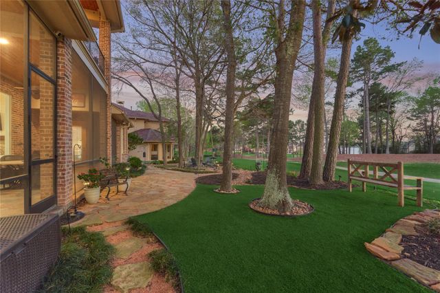 3110 Bentwater Drive, Montgomery, TX 77356