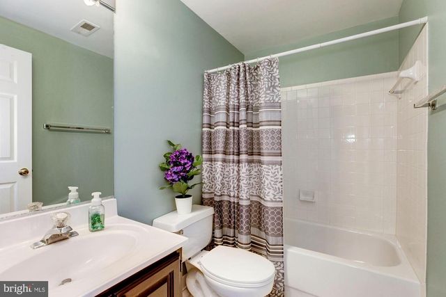 13724 VALLEY OAK CIR, Rockville, MD 20850