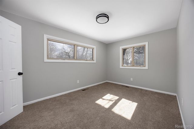 26261 La Muera Street, Farmington Hills, MI 48334