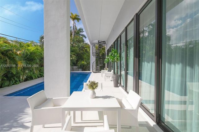 278 190th Street, Sunny Isles Beach, FL 33160