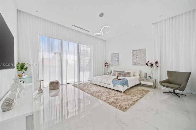 278 190th Street, Sunny Isles Beach, FL 33160