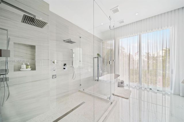 278 190th Street, Sunny Isles Beach, FL 33160