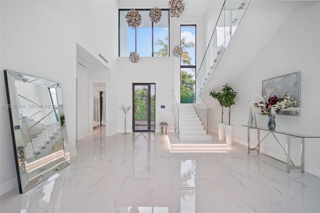 278 190th Street, Sunny Isles Beach, FL 33160