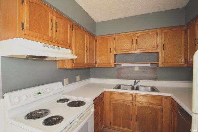 809 Linlawn Drive, Wabash, IN 46992