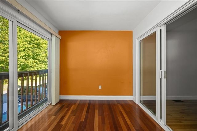4 Mayberry Dr E, Westborough, MA 01581