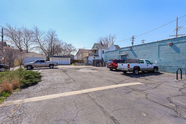 15602 Waterloo, Cleveland, OH 44110