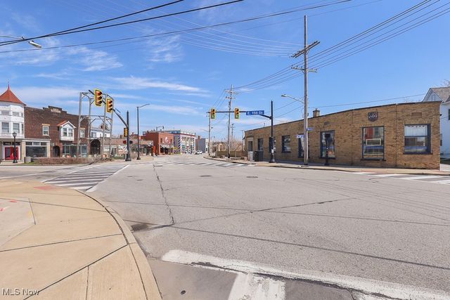 15602 Waterloo, Cleveland, OH 44110