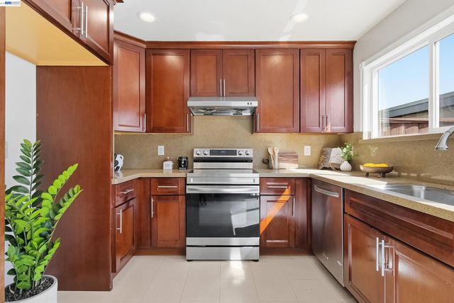 4636 Granada Way, Union City, CA 94587