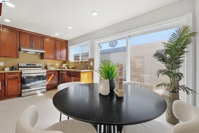 4636 Granada Way, Union City, CA 94587