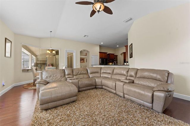 10511 MISTFLOWER LANE, Tampa, FL 33647