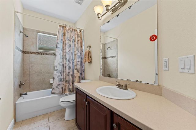 10511 MISTFLOWER LANE, Tampa, FL 33647