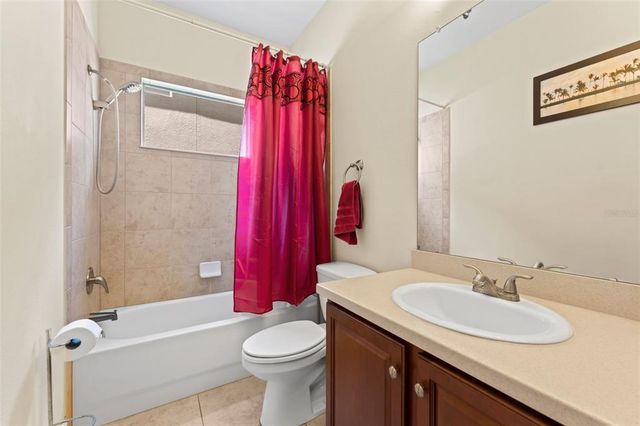 10511 MISTFLOWER LANE, Tampa, FL 33647
