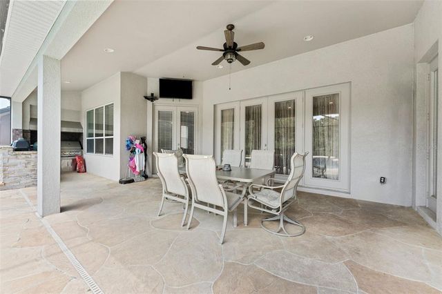 10511 MISTFLOWER LANE, Tampa, FL 33647