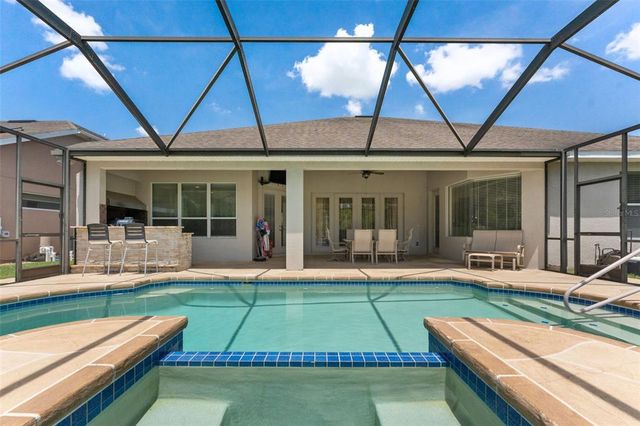 10511 MISTFLOWER LANE, Tampa, FL 33647