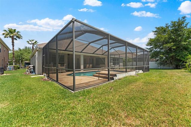 10511 MISTFLOWER LANE, Tampa, FL 33647