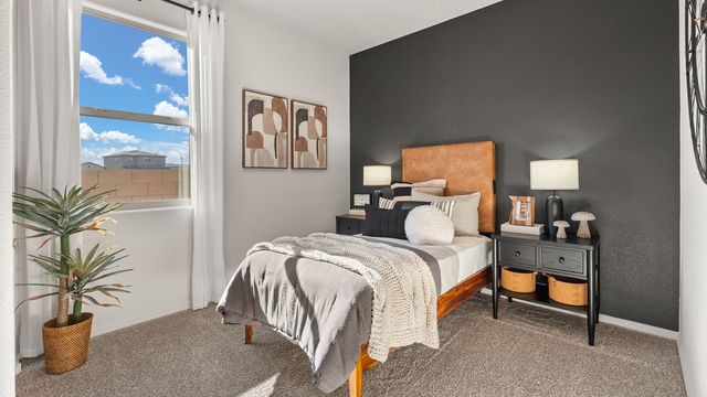 4228 Via De Ventura, Santa Fe, NM 87507