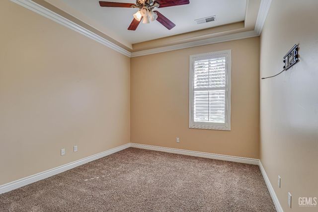 1704 Briercliff Court, Bakersfield, CA 93311