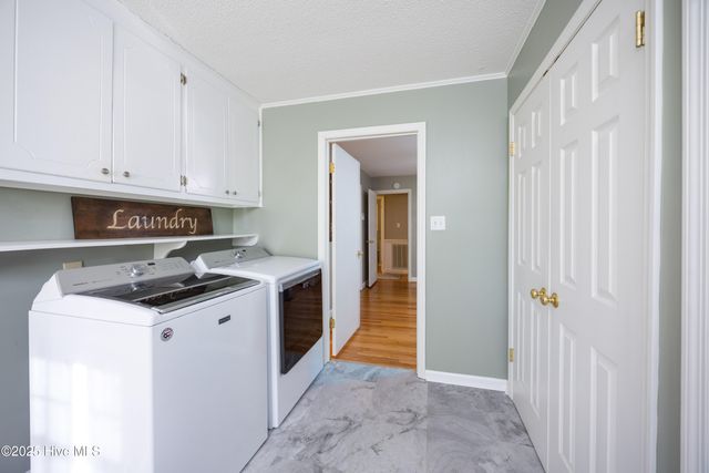 402 Willow Road, Clinton, NC 28328