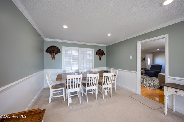 402 Willow Road, Clinton, NC 28328