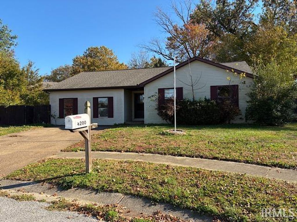 4200 Hare Court, Newburgh, IN 47630