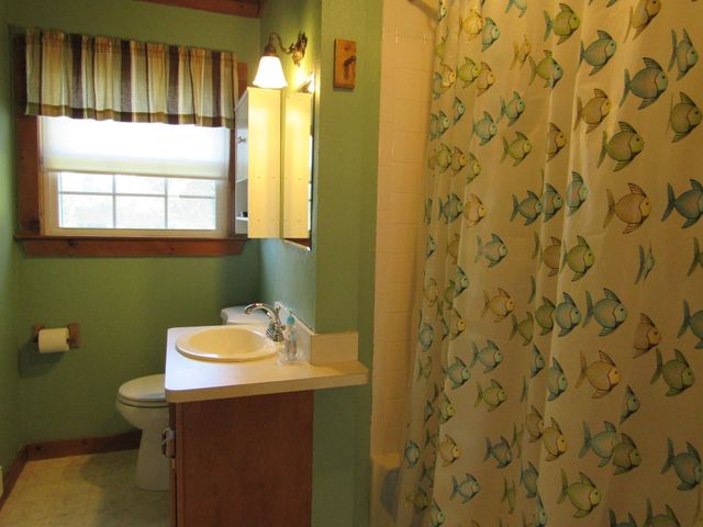 22 Birch St, Bourne, MA 02532