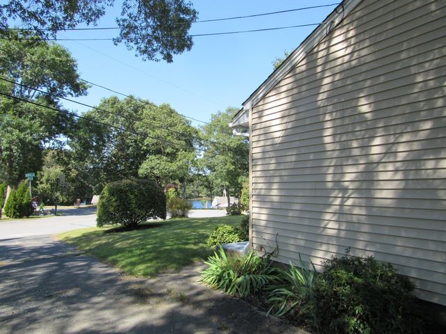 22 Birch St, Bourne, MA 02532
