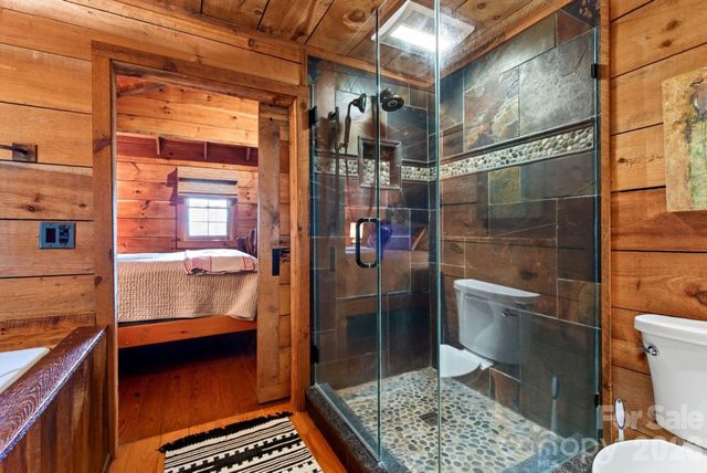 142 Marquis Lane, Waynesville, NC 28785