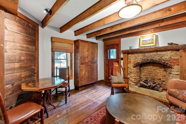 142 Marquis Lane, Waynesville, NC 28785