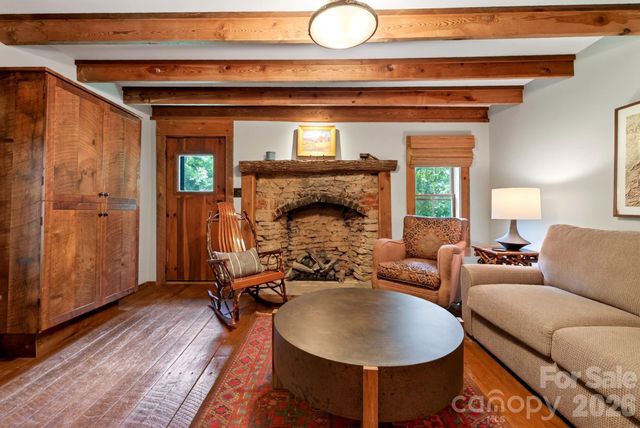 142 Marquis Lane, Waynesville, NC 28785