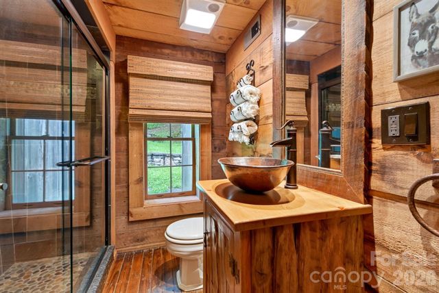 142 Marquis Lane, Waynesville, NC 28785