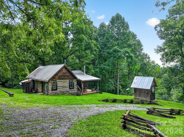142 Marquis Lane, Waynesville, NC 28785