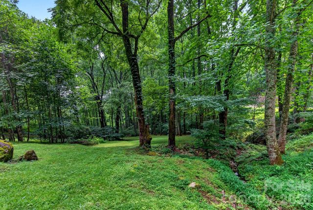 142 Marquis Lane, Waynesville, NC 28785