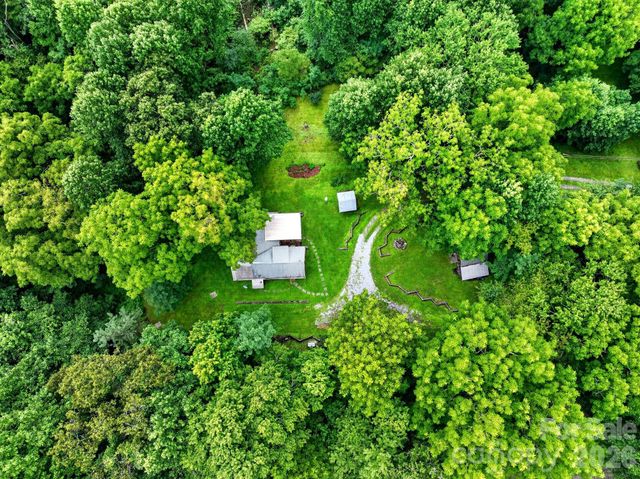 142 Marquis Lane, Waynesville, NC 28785