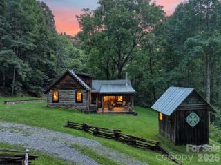 142 Marquis Lane, Waynesville, NC 28785