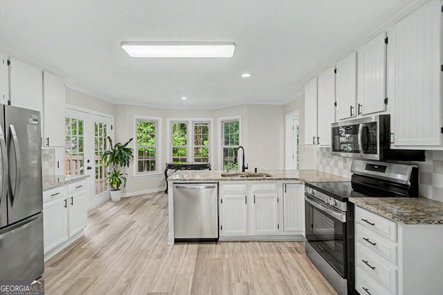 311 Clubhouse Court NW, Kennesaw, GA 30144